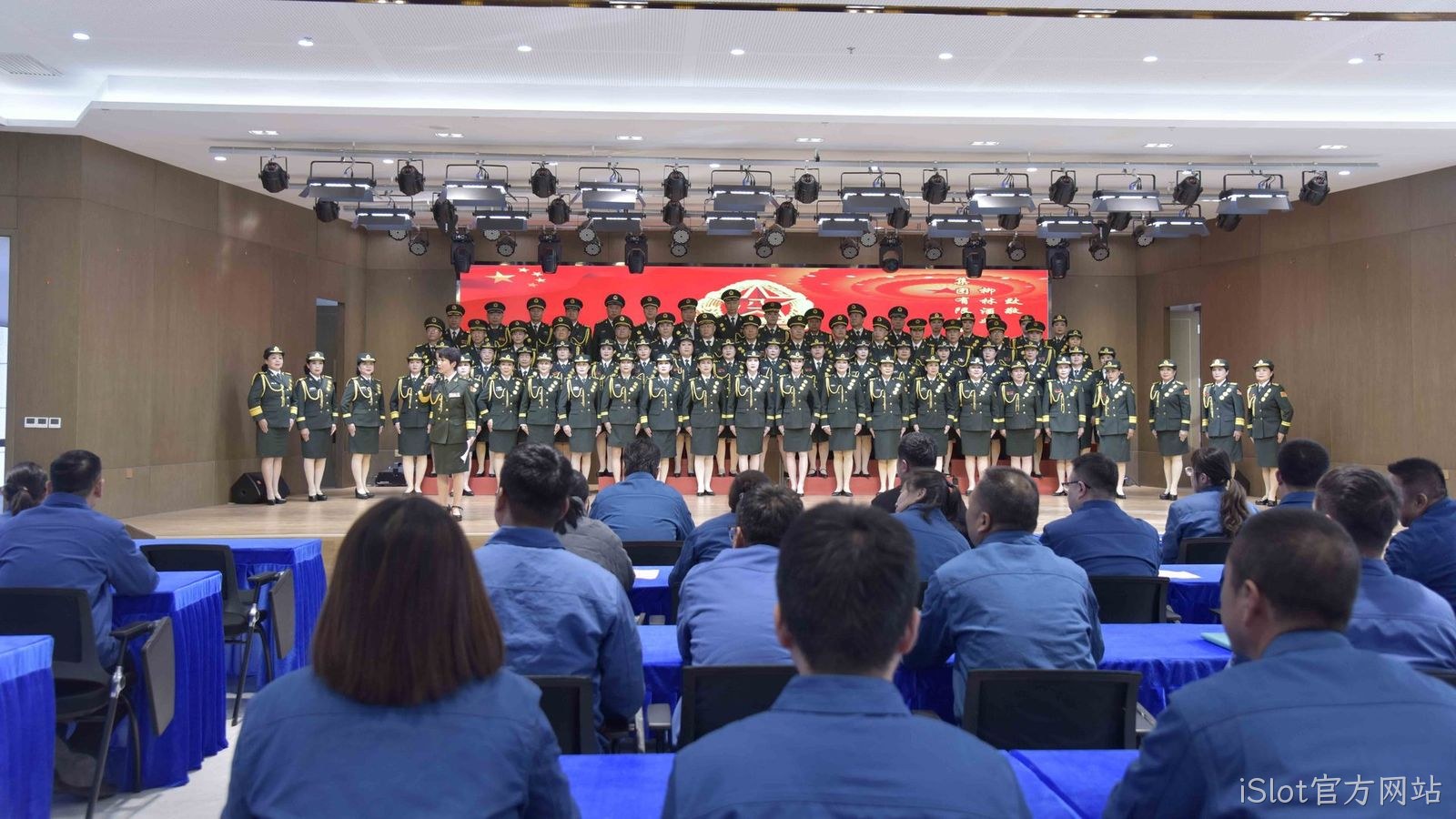 西安军旅情艺术团莅临iSlot官方网站慰问演出参观交流